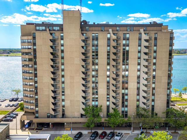 Apartment for rent in Brights Grove, Ontario