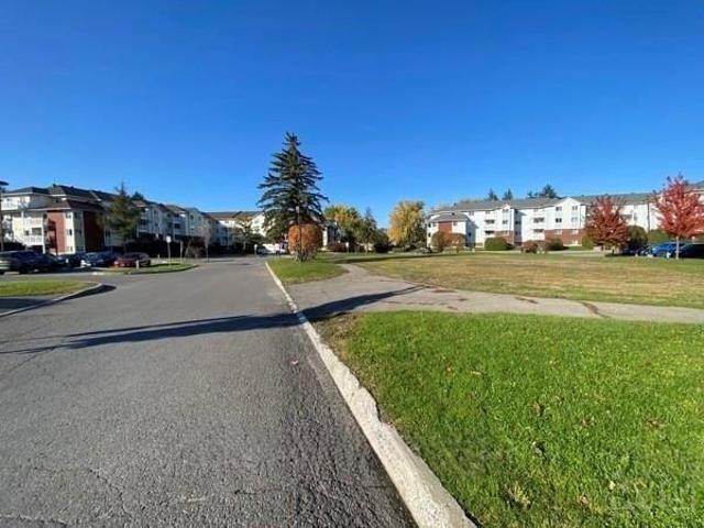 Apartment for rent in Mulhurst Bay, Ontario