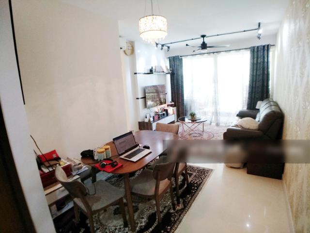 Apartment for sale in 19 North East, Hougang