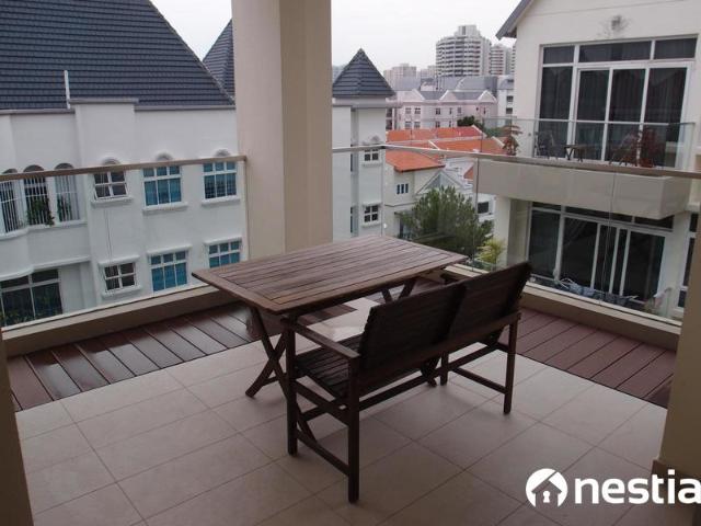 Apartment for sale in Siglap, 16 Upper East Coast