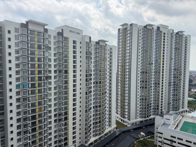 Condominium for sale in Malaka