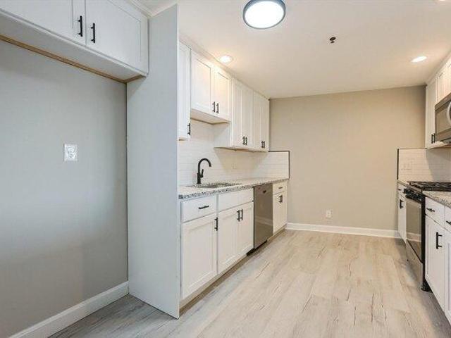 Condo for sale in Beverly, Massachusetts