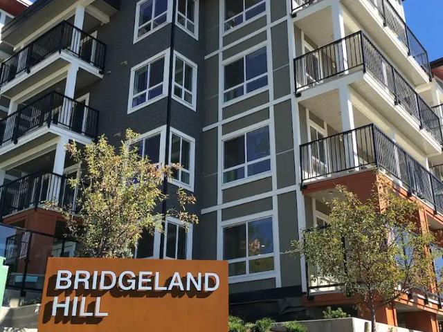 Condo for rent in Crescent Heights, Calgary