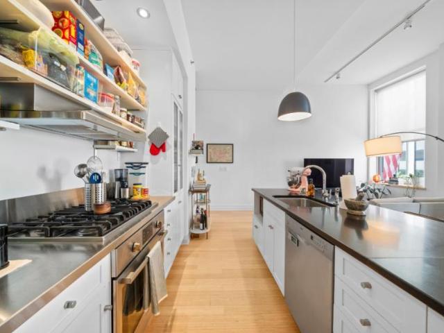 Condo for sale in Arverne, New York