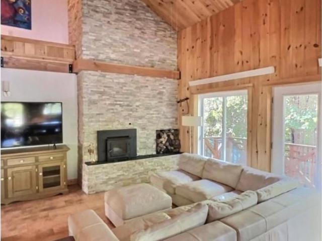 Apartment for rent in Laurentides, Quebec