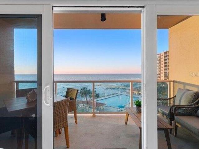 Condo for sale in Clearwater, Florida