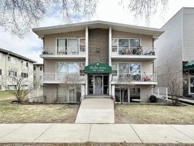 Condo for rent in Wedgewood, Alberta