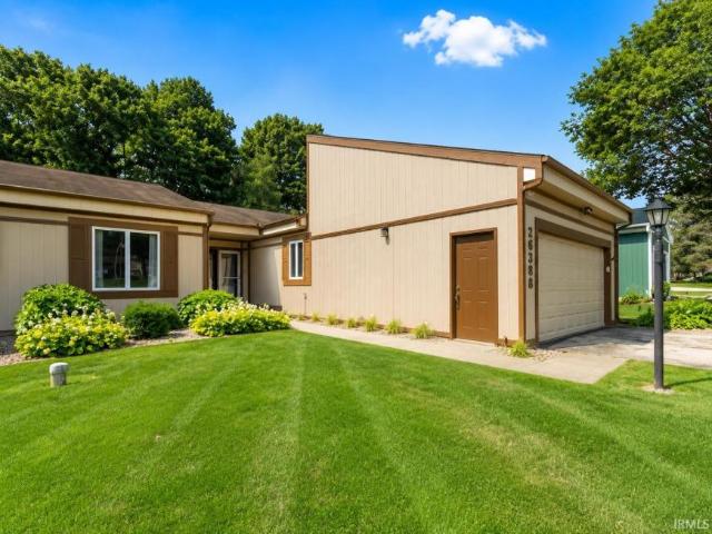 Condo for sale in Elkhart, Indiana