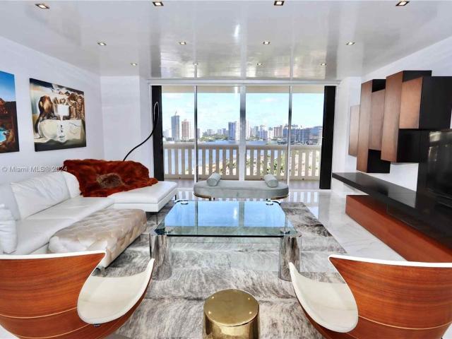 Condo for rent in Aventura, Florida