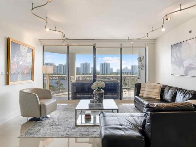 Condo for rent in Aventura, Florida