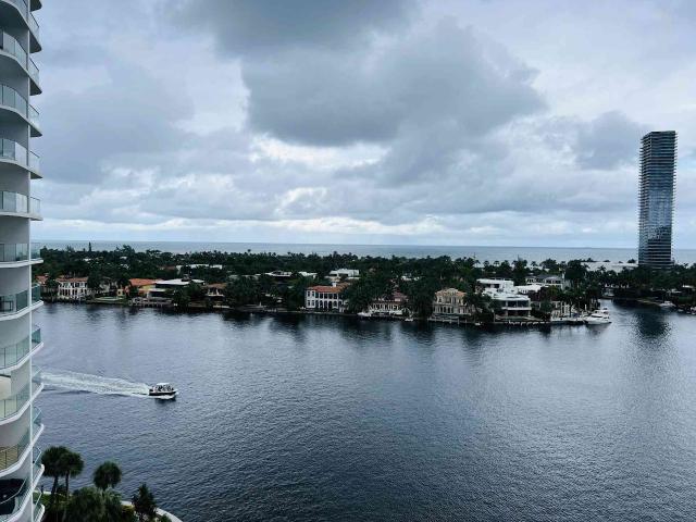 Condo for rent in Aventura, Florida