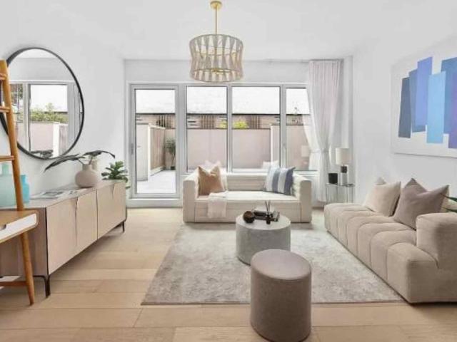 Condo for rent in Manhattan, Arverne