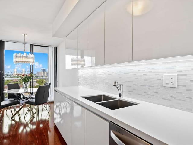 Condo for rent in Aventura, Florida