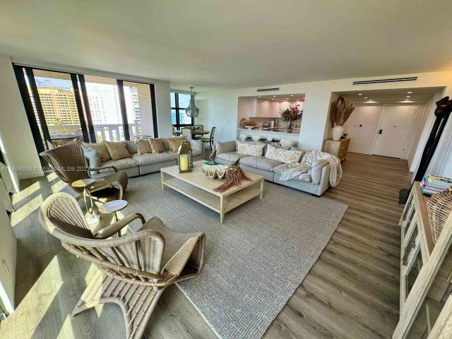 Condo for rent in Key Biscayne, Florida