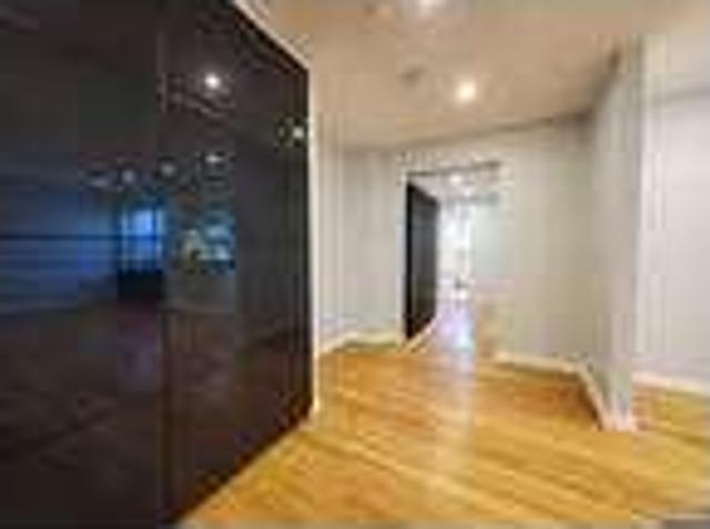 House for rent in Fort Lee, New Jersey