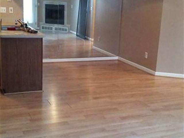 Condo for rent in Roseville