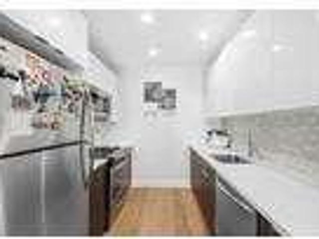 House for rent in Queens, Arverne