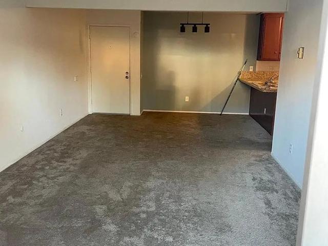 Room for rent in Del Cerro, San Diego