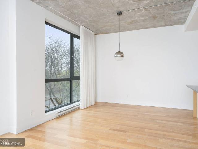 Apartment for rent in Ville-Marie, Montréal