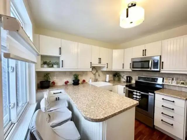 Condo for rent in Mulhurst Bay, Ontario
