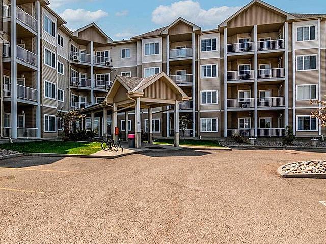 Condo for sale in Medicine Hat, Alberta