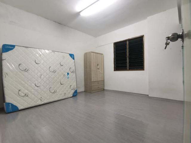 Apartment for sale in Mukim 13, Georgetown