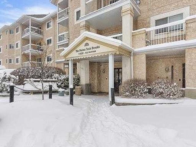 Condo for sale in Wedgewood, Alberta