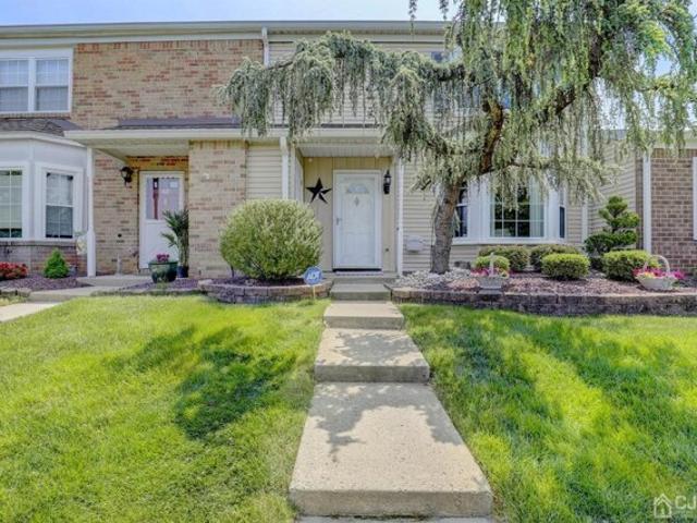 House for sale in Cliffwood, New Jersey
