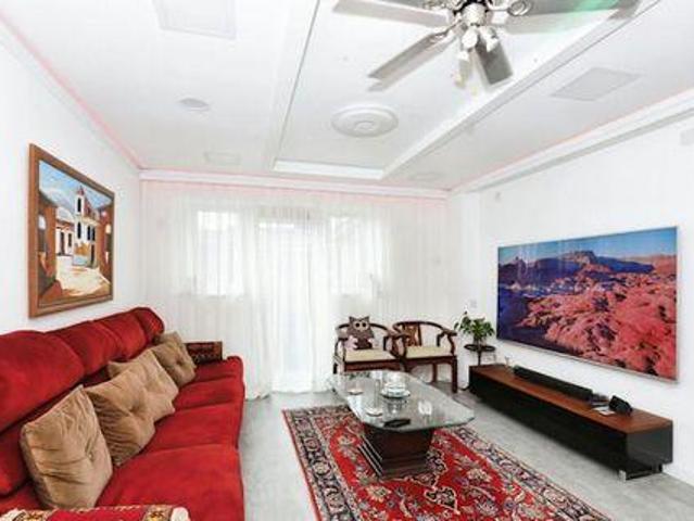Apartment for sale in Upperthorpe, South Yorkshire