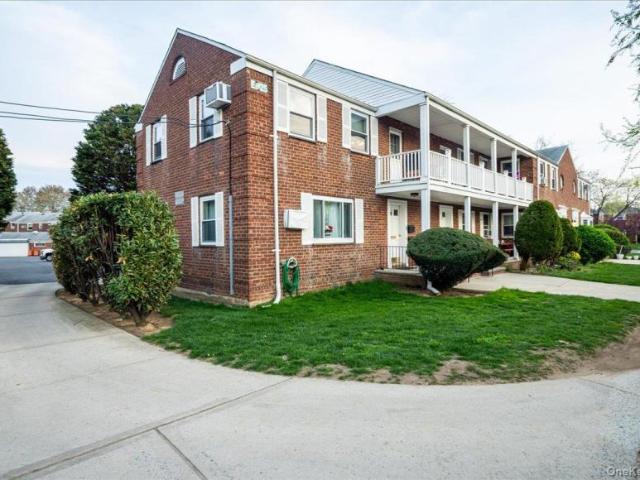 Condo for sale in Queens, Arverne