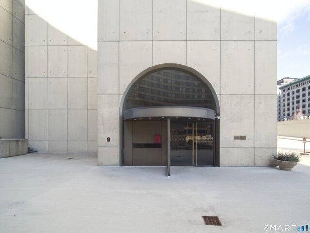 Condo for sale in Hartford, Connecticut