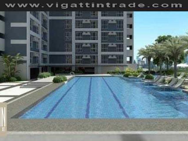 Condo in boni mandaluyong. Axis residences. Near megamall and makati