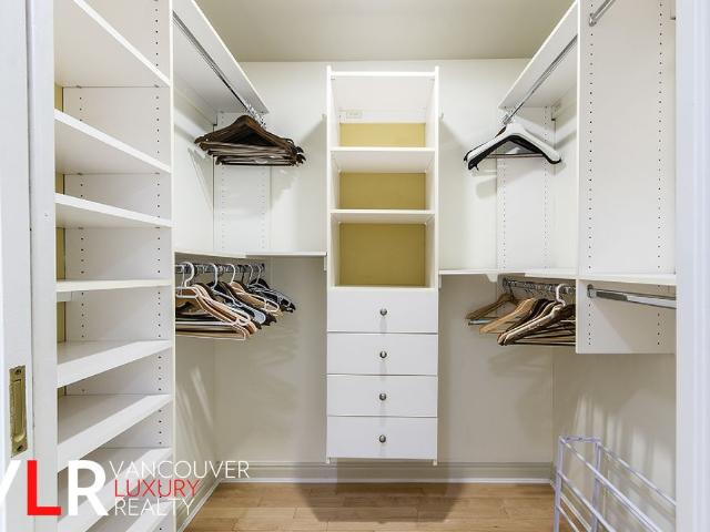 Apartment for rent in Vancouver, British Columbia