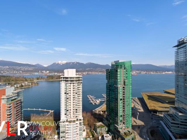 Apartment for rent in Coal Harbour, Vancouver