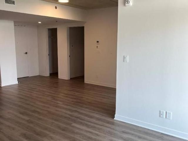 Apartment for rent in Les Moulins, Quebec