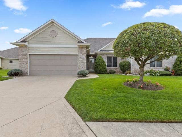 Condo for sale in Middlebury, Indiana