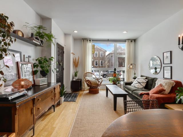 Condo for sale in Chicago Park, Illinois