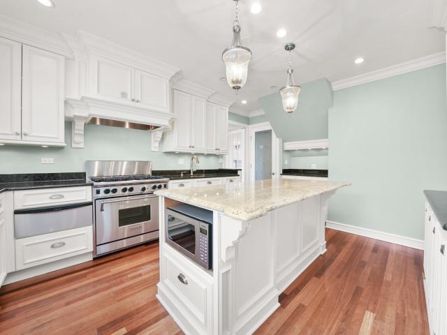 Condo for sale in Chicago Park, Illinois