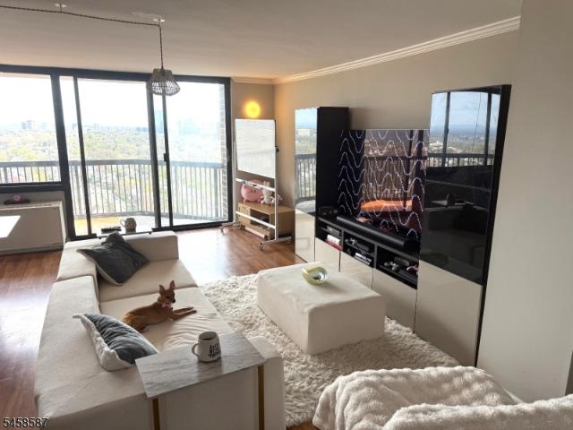 Condo for sale in Cliffside Park, New Jersey