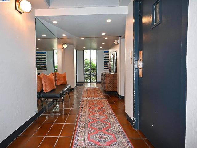 Condo for sale in San Mateo, California