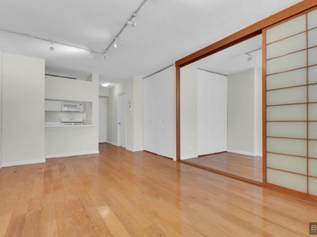 Condo for sale in Arverne, New York