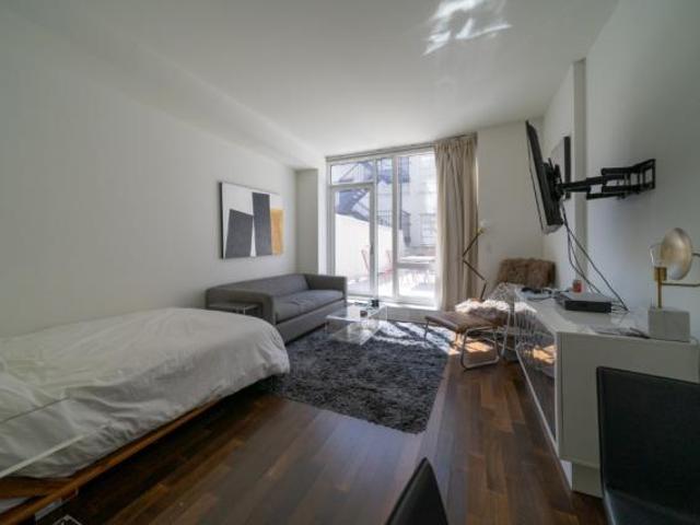Condo for sale in Arverne, New York