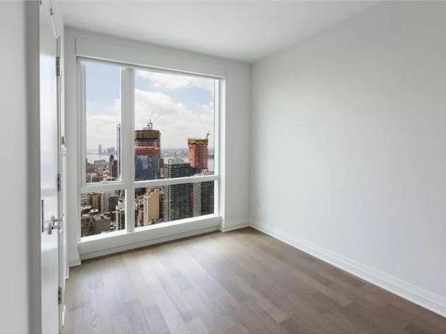 Condo for sale in Arverne, New York