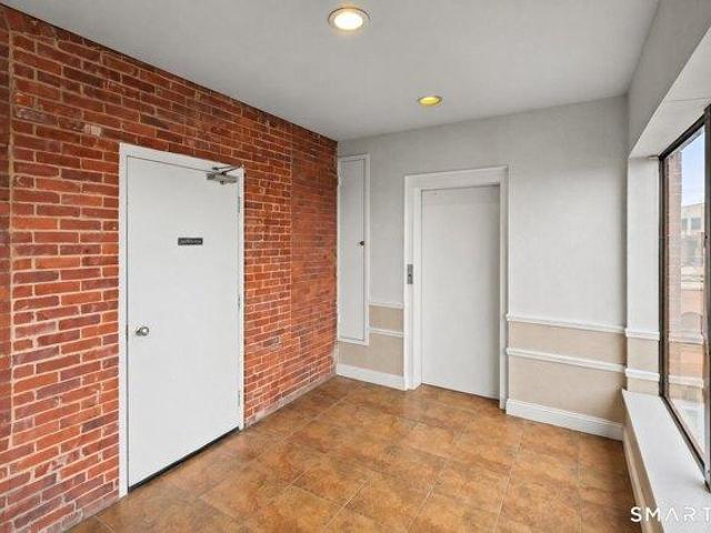 Condo for sale in Norwalk, Connecticut