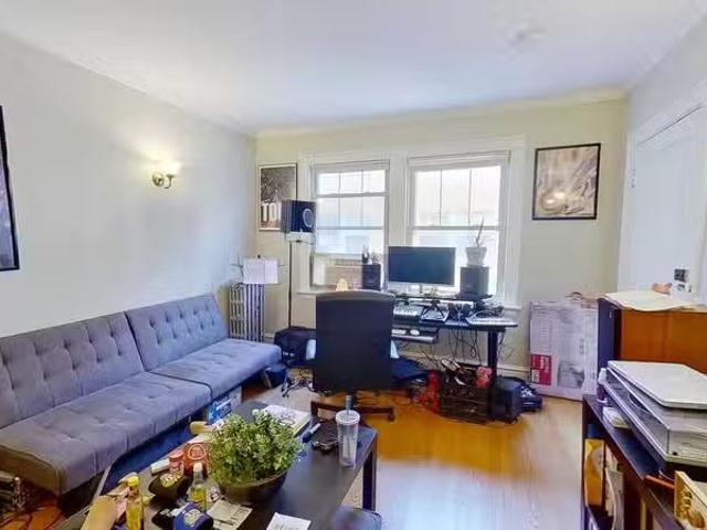 Condo for rent in Berwyn