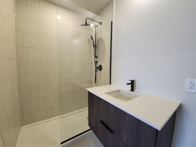 Apartment for rent in St. Leonard's, Quebec