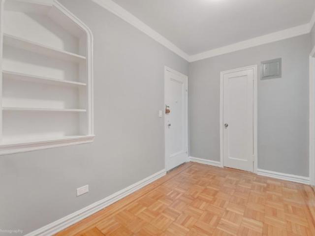 Condo for sale in Sunnyside