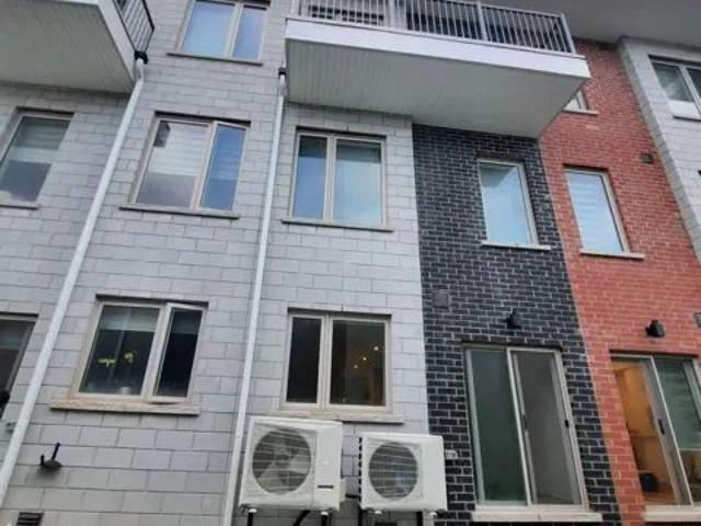 Townhouse for rent in Woburn, Ontario