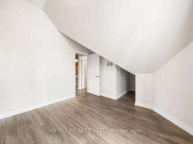 Townhouse for rent in Woburn, Ontario