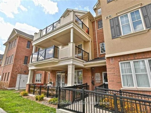 House for rent in Oakville, Ontario